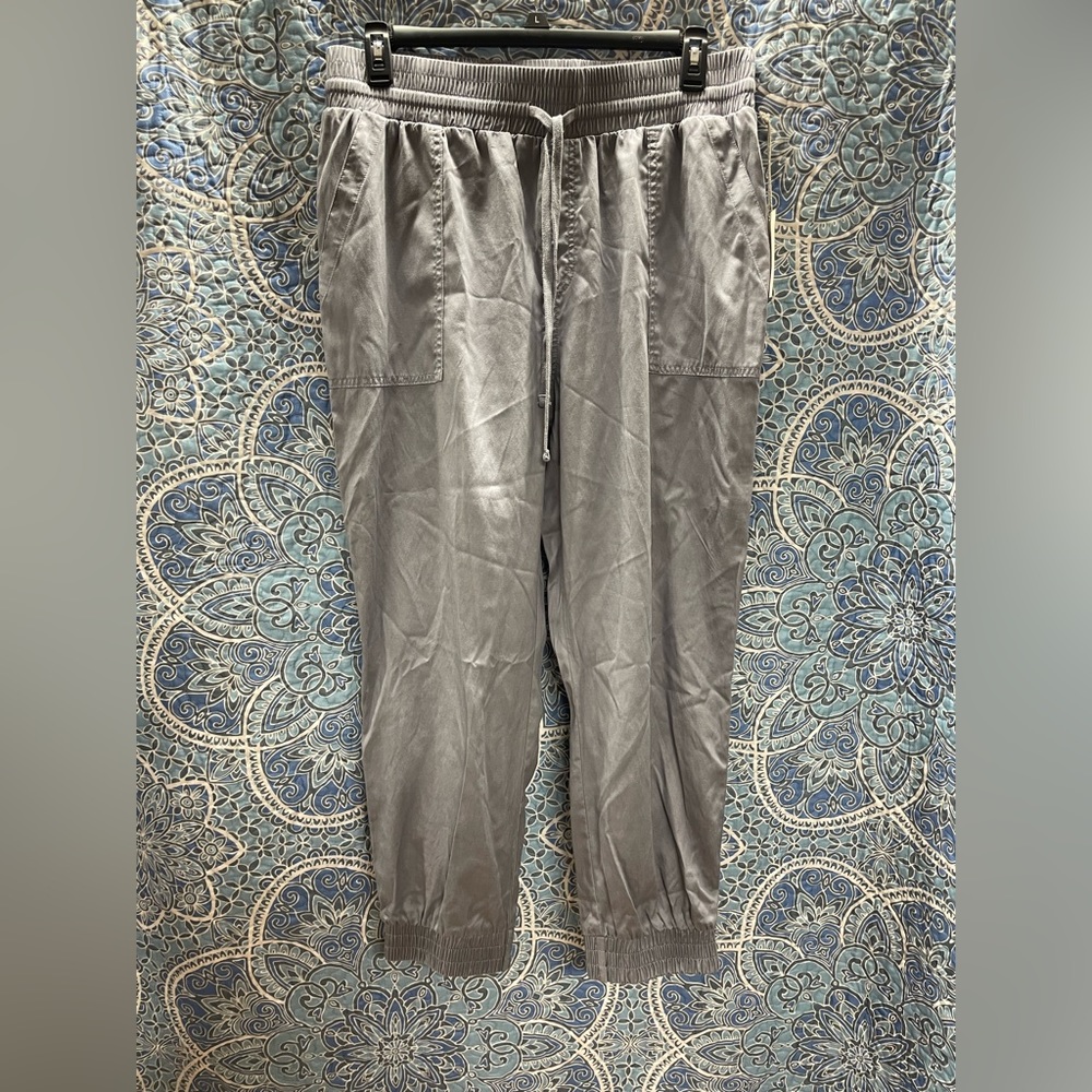 Gray casual everyday pants - Picture 10 of 11